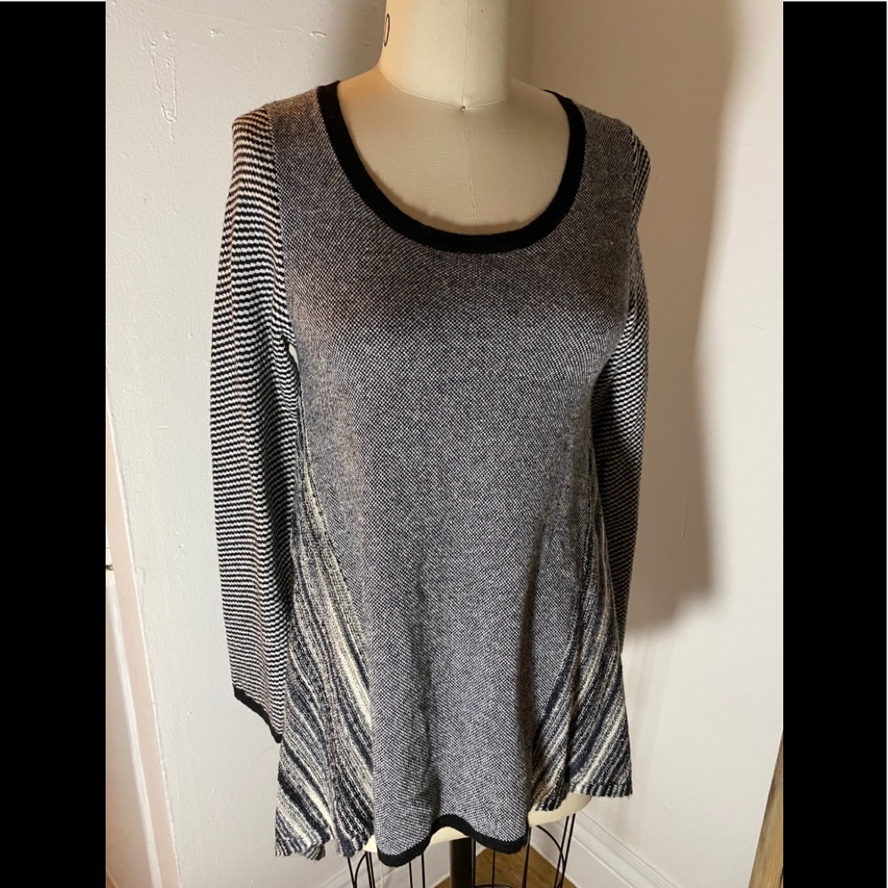 Anthropologie mixed stripe a line pullover.